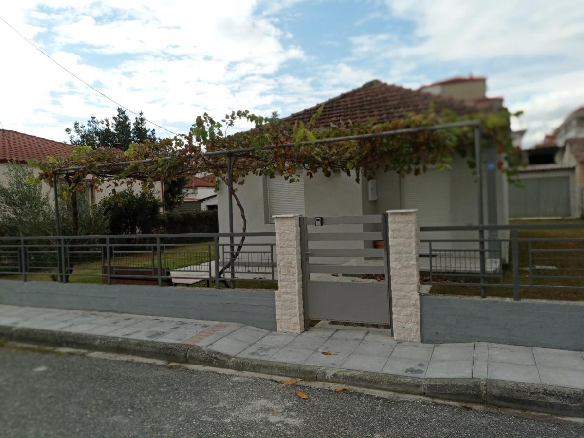 Το Άλλο Σπίτι... Aridaia Exterior foto